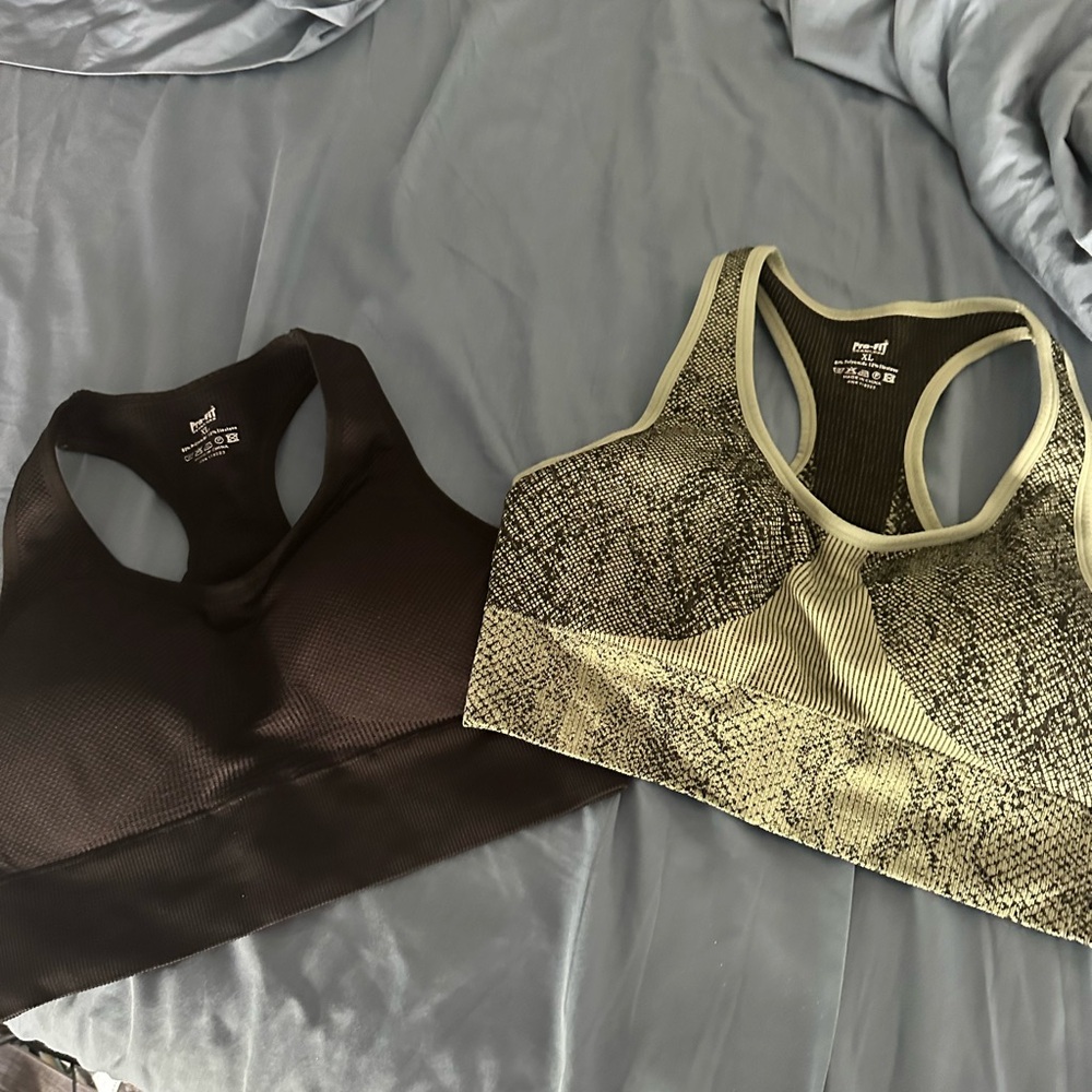 Women's Racerback Sports Bra Set - Black and green